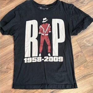 Black Michael Jackson Tribute Graphic Tee with Red Accent